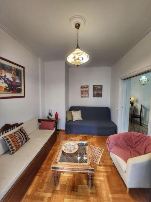 Ilyssos - Boho Stylish Apt- Hilton Area Athens Atenas Exterior foto
